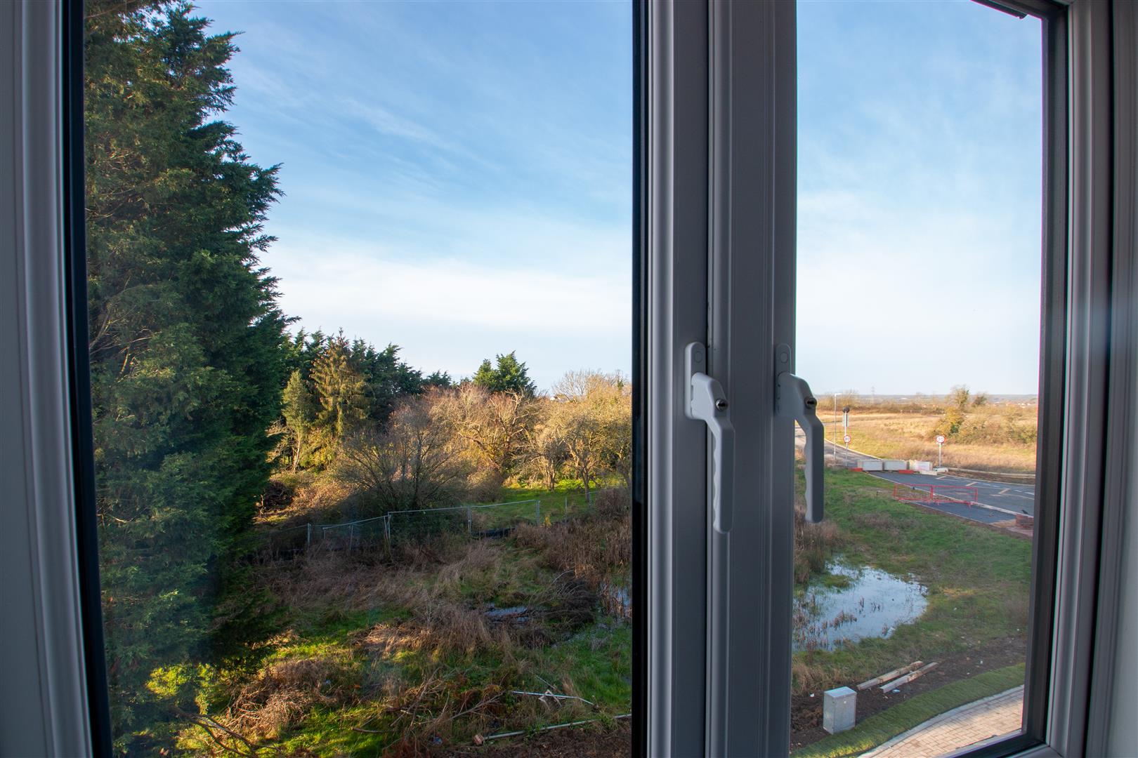 Lakenvelder, Whitehouse, Milton Keynes